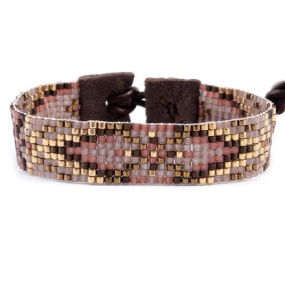 RED MIX SINGLE WRAP BRACELET ON BROWN LEATHER
