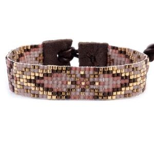 RED MIX SINGLE WRAP BRACELET ON BROWN LEATHER
