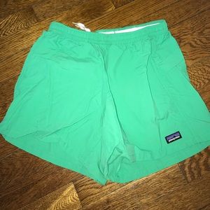 Patagonia baggies shorts 5" size small