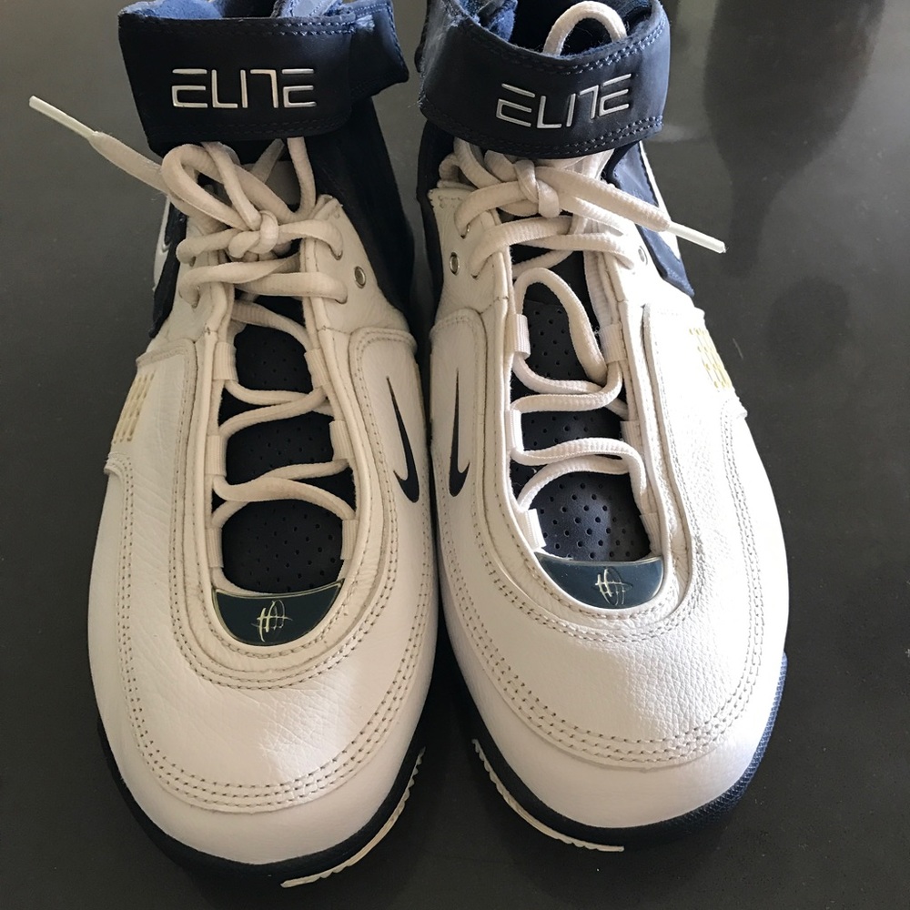 Nike Elite Airmax Basketball Shoes