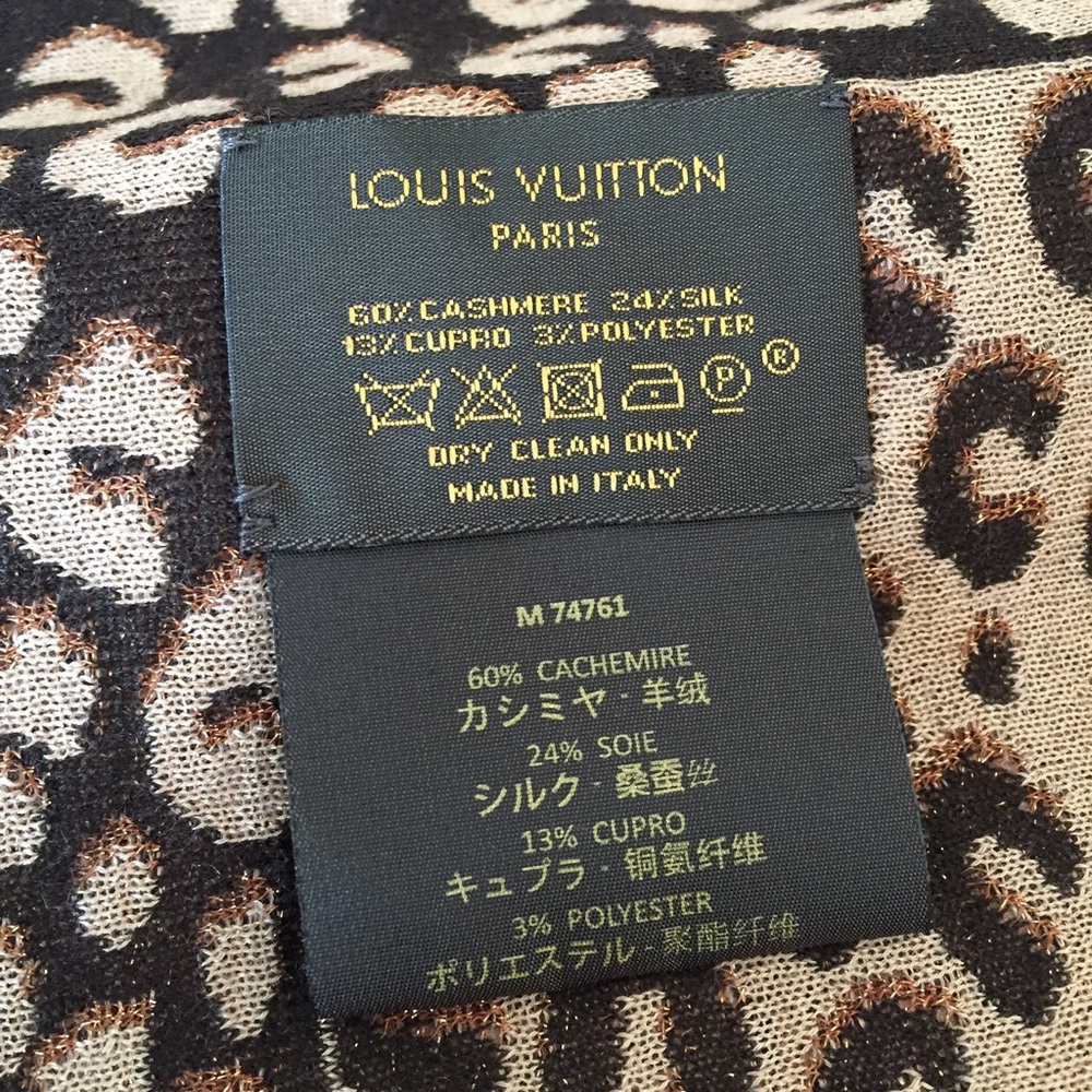 Louis Vuitton cashmere shawl and long gloves - Picture 4 of 4