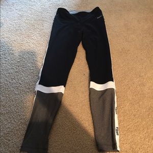 Victoria secret pink ultimate workout pants/yoga