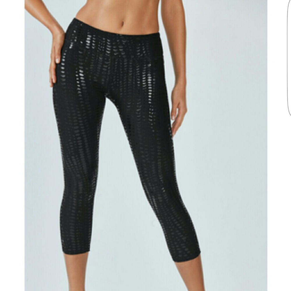 Fabletics workout Capris