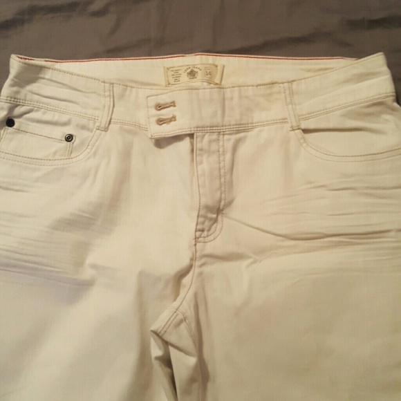 Izod Jeans - Picture 2 of 4