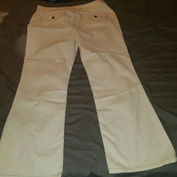Izod Jeans - Picture 3 of 4