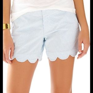 Lilly Pulitzer Blue seersucker buttercup shorts