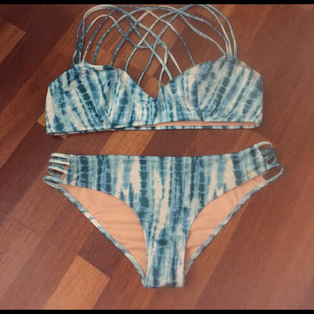H&m tye dye bikini set