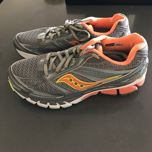 Saucony Powergrid Running Shoes - Picture 4 of 5