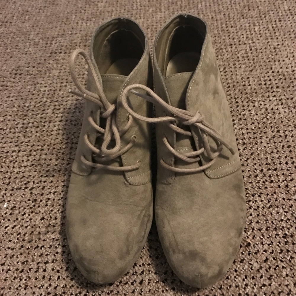 Wedged Booties | size 8 | XAPPEAL