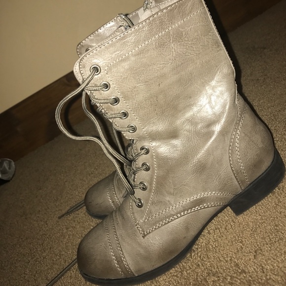 Gray Combat Boots! - Picture 4 of 4