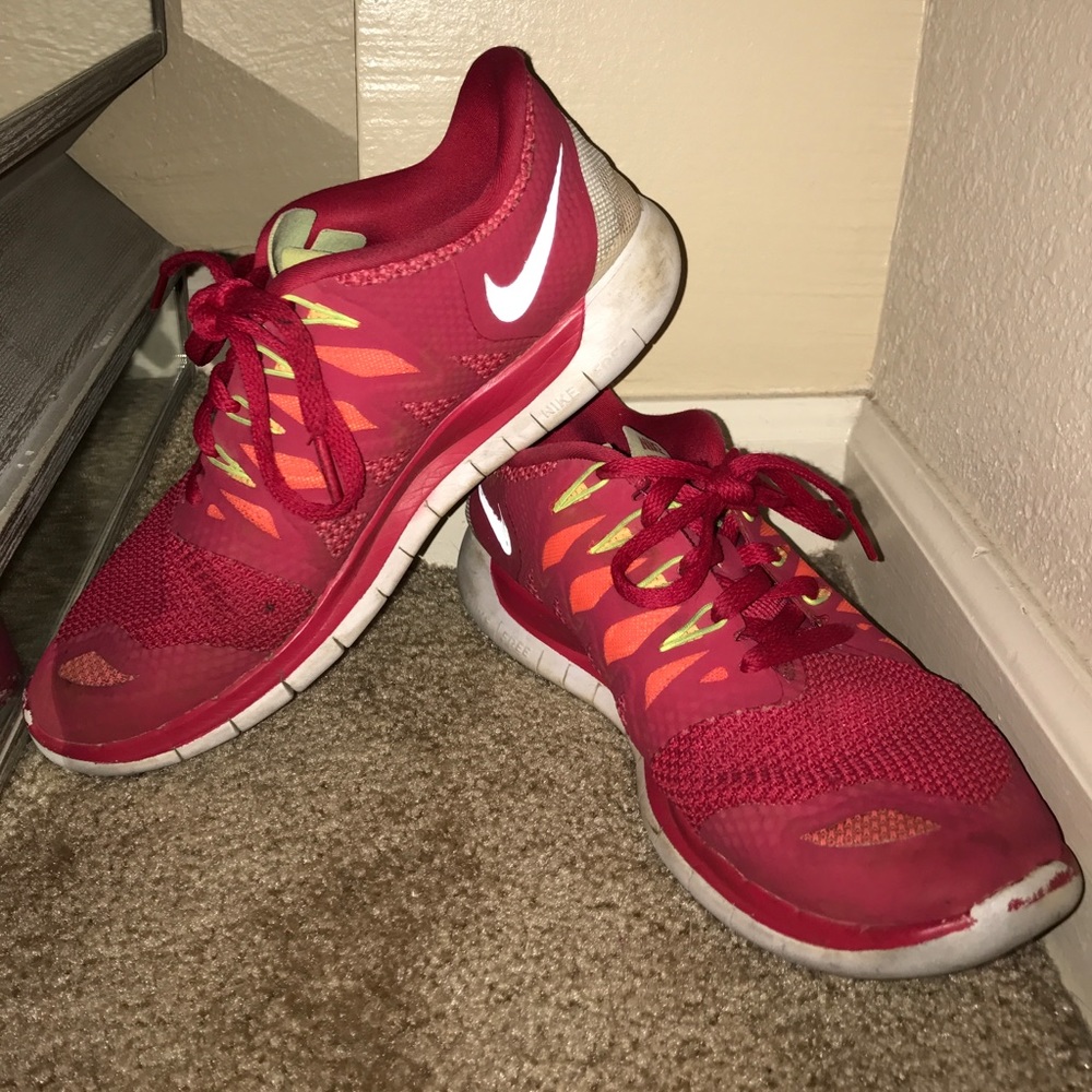 Crimson Red Women's Nike Free Run