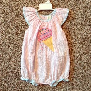 NWT ZU by Petit Ami pink seersucker romper