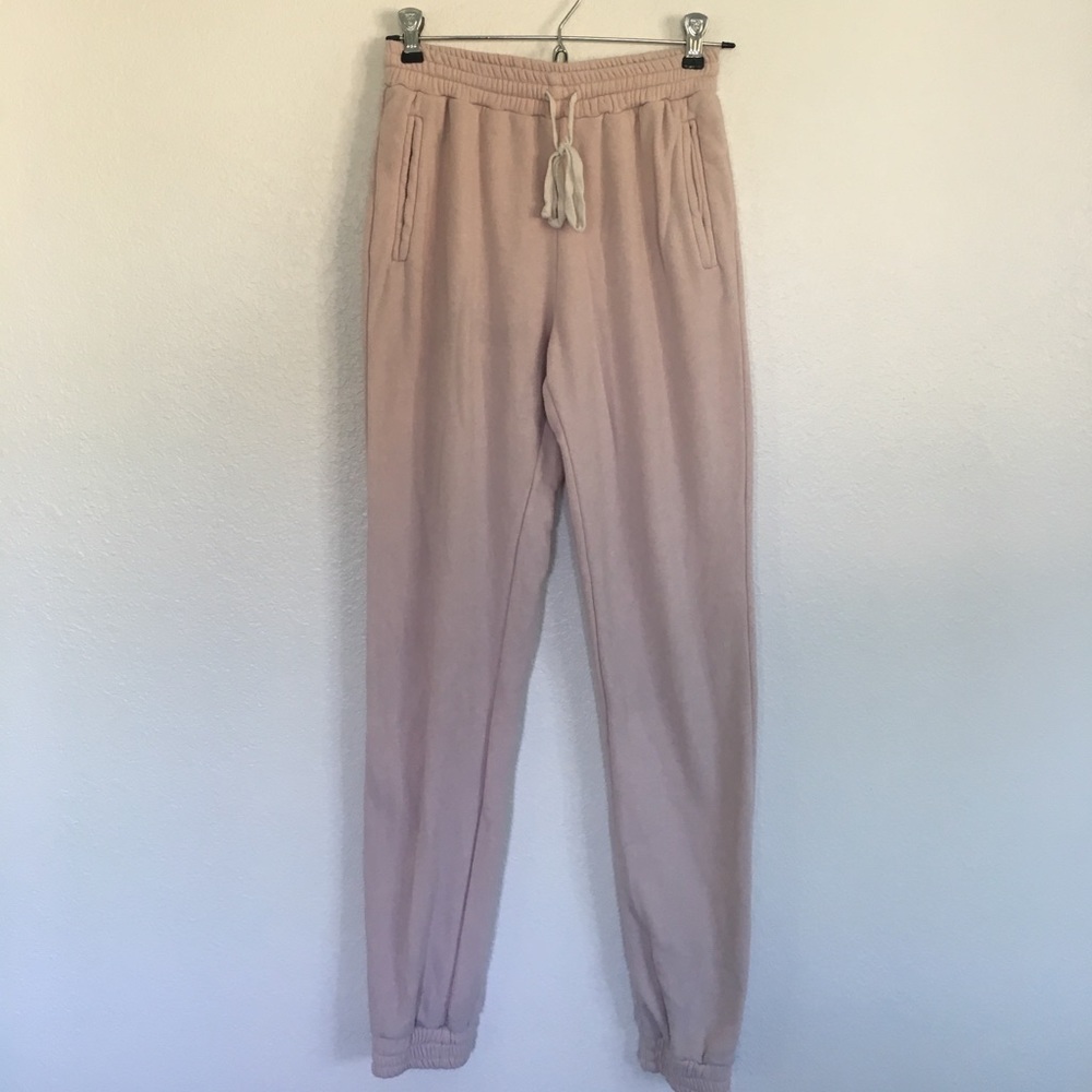 brandy melville baby pink sweats