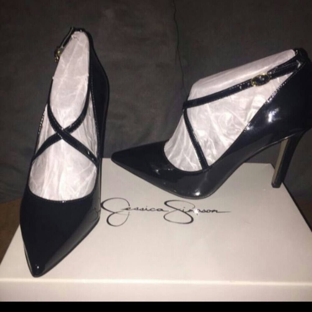 Jessica Simpson Heels - Picture 2 of 2