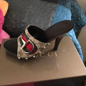 Gucci clogs