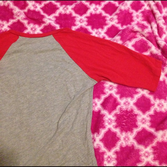 Pokémon pikachu baseball 3/4 sleeve - Picture 2 of 2