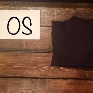 $45 NWT NEVER WORN SOLID BLACK LULAROE OS LEGGINGS