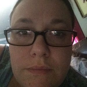 Meet your Posher, Bobbie jo