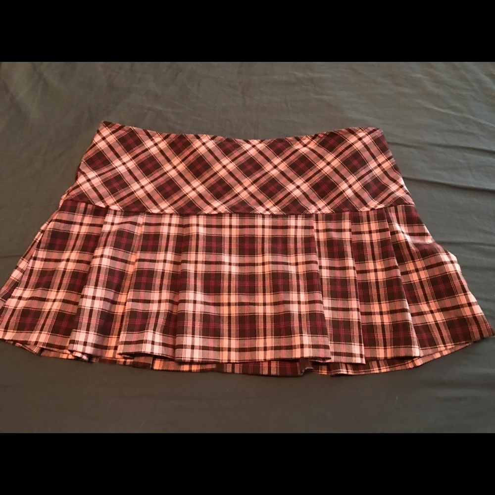 Wet seal pink plaid skirt.
