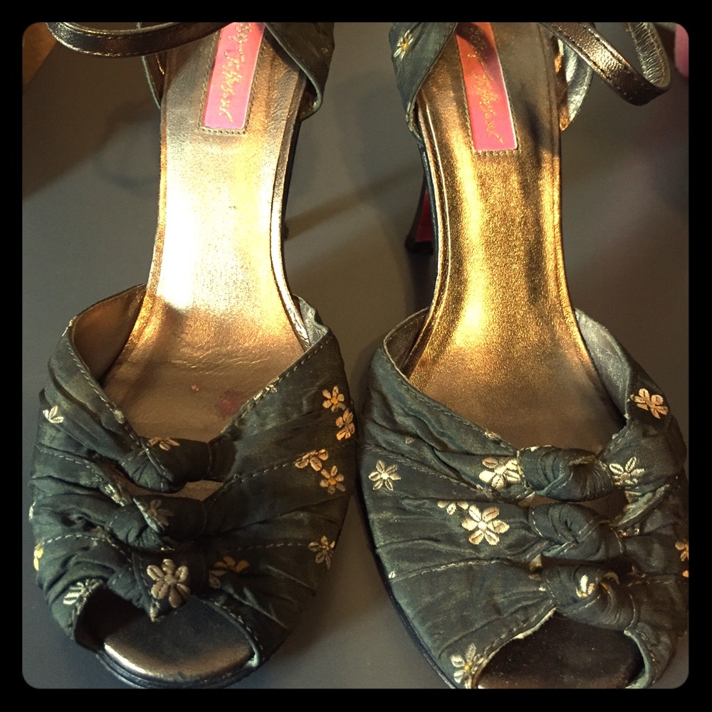 ‼️FLASH SALE‼️ Betsey Johnson Sexy Heels