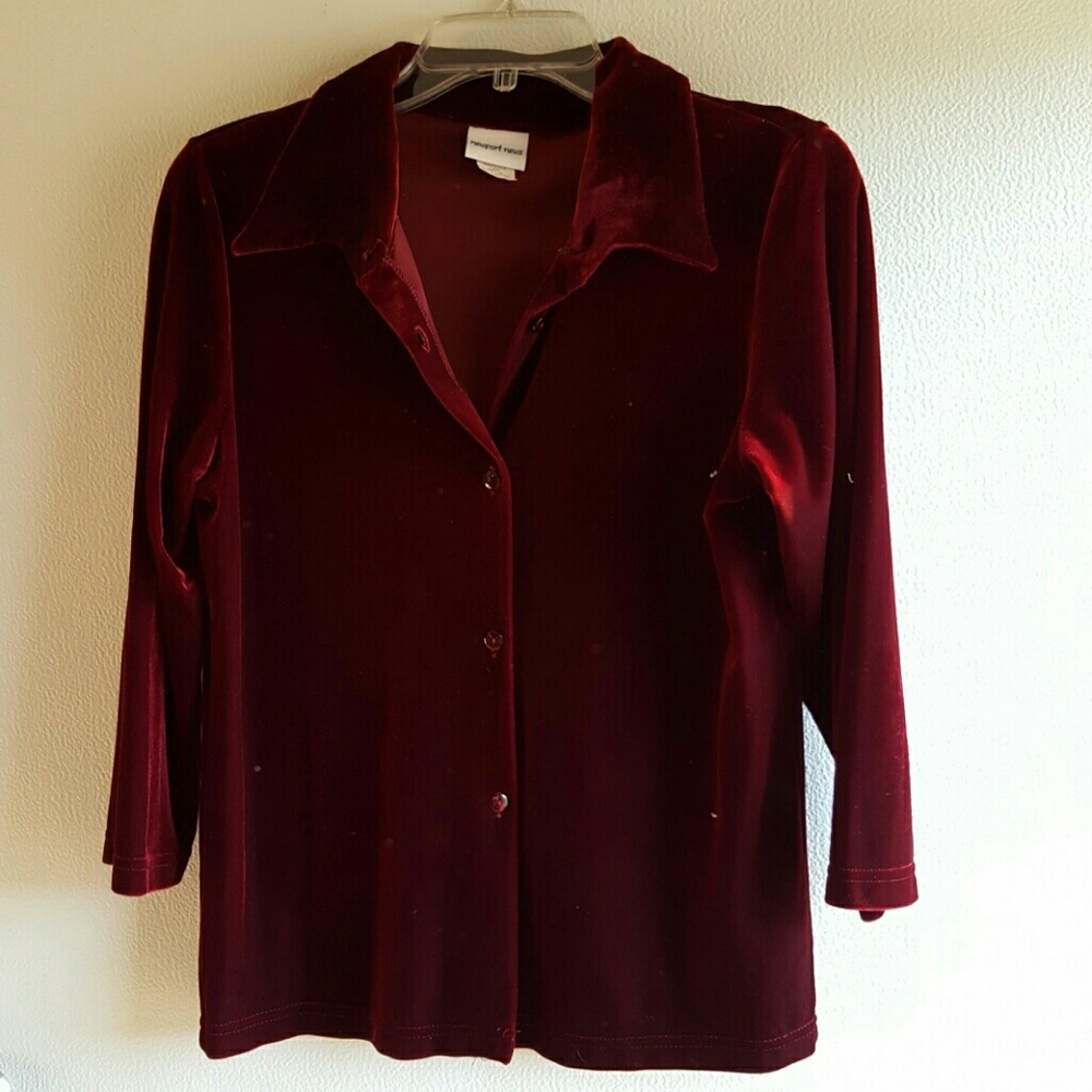 Newport News red velvet blouse