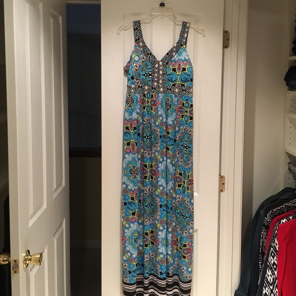 Beautiful maxi dress with soma shrug