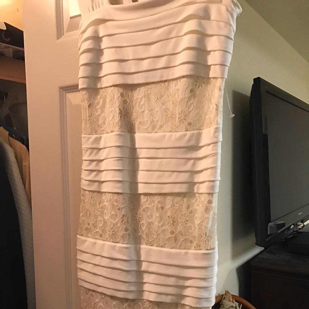 White lace and pleat dress