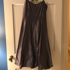 Elegant platinum formal dress size 6