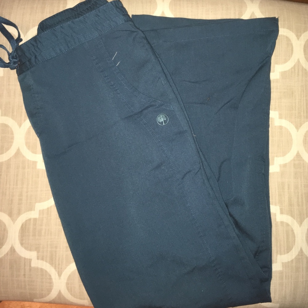 Like new Scrub bottoms