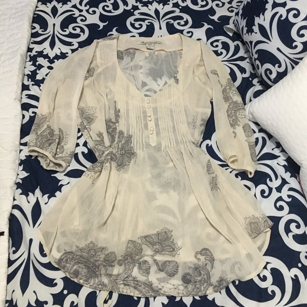 ❌⛔️sold ❌American rag Sheer blouse