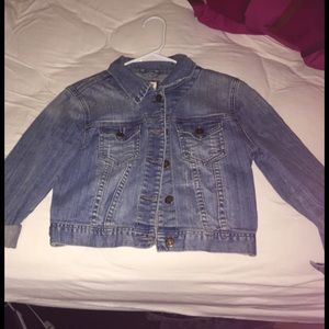Cropped denim jacket