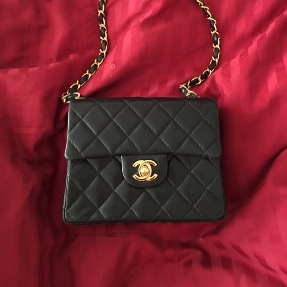 CHANEL Handbags - Authentic Chanel bag!