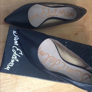 Sam Edelman pointy toe flats