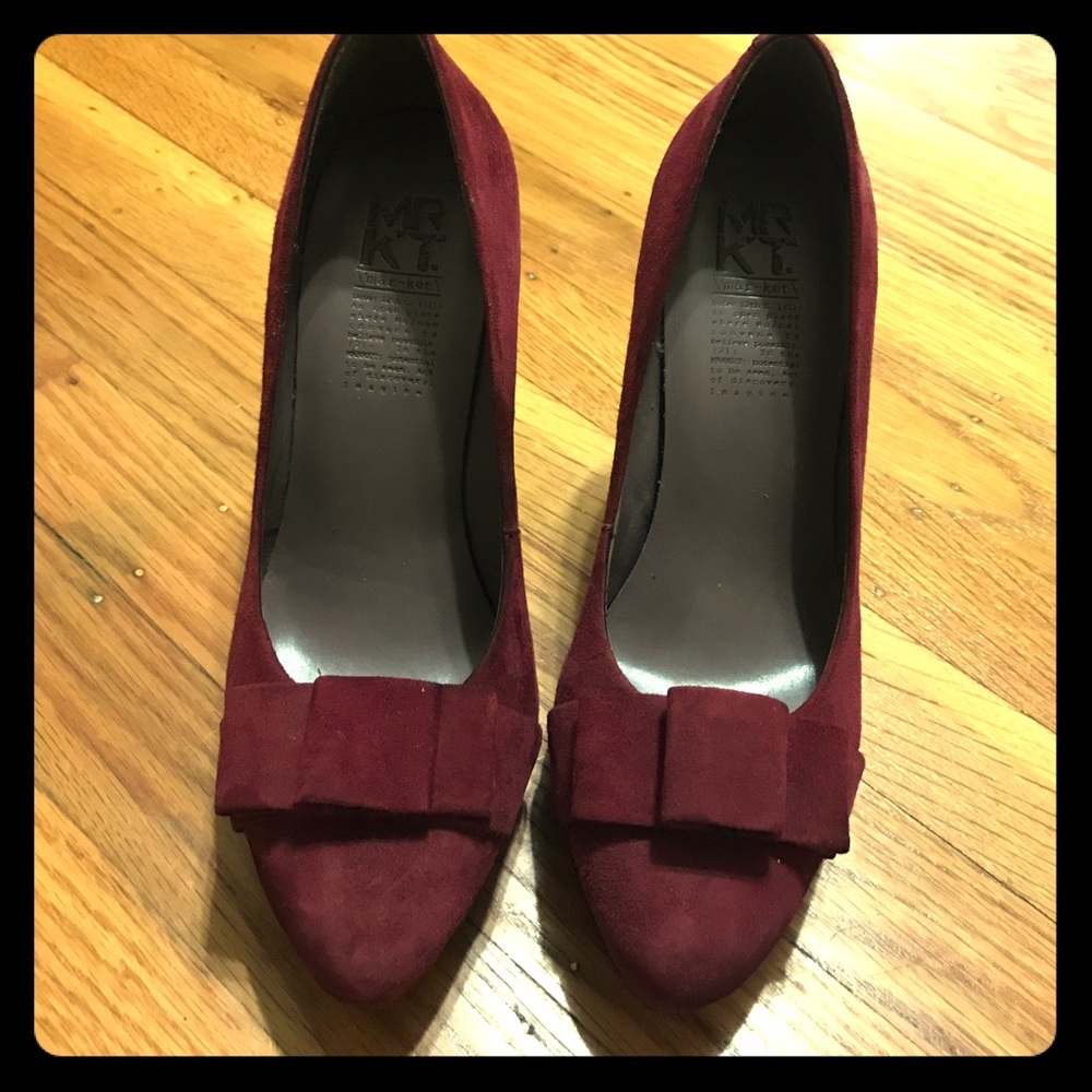 Maroon MRKT Platform Pumps