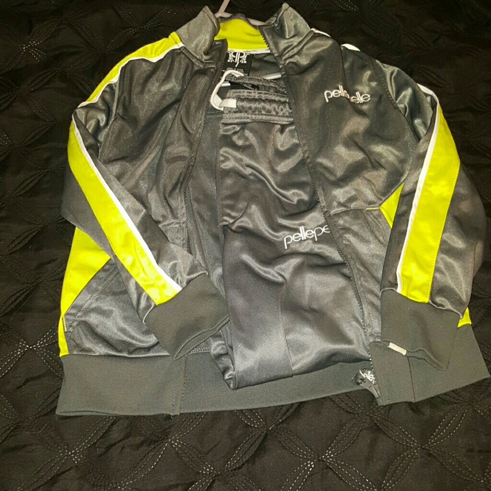 Pelle Pelle jogging suit size 7