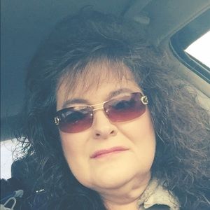 Meet your Posher, Anne