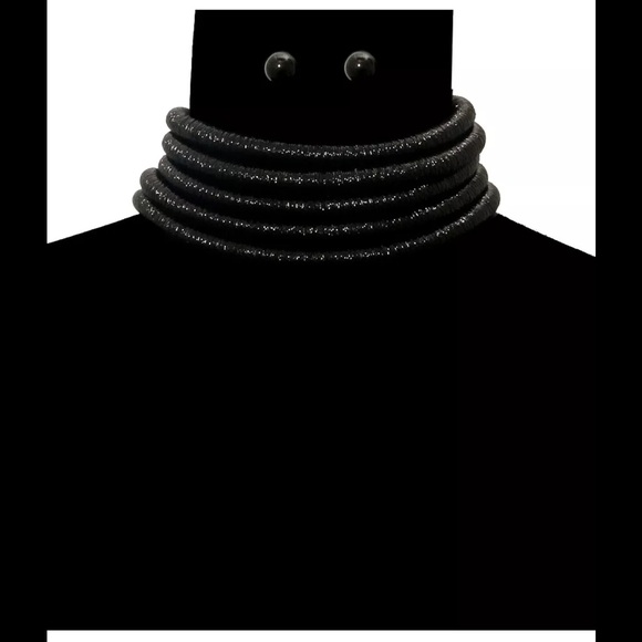 5 Cord metallic choker - Picture 4 of 4