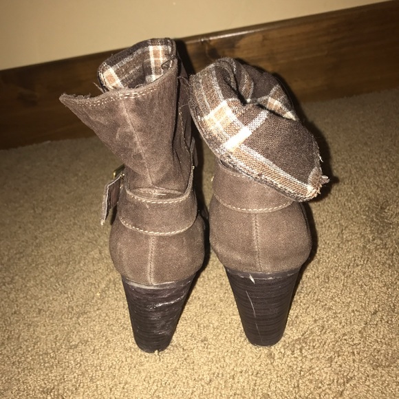 Brown booties - Picture 2 of 2