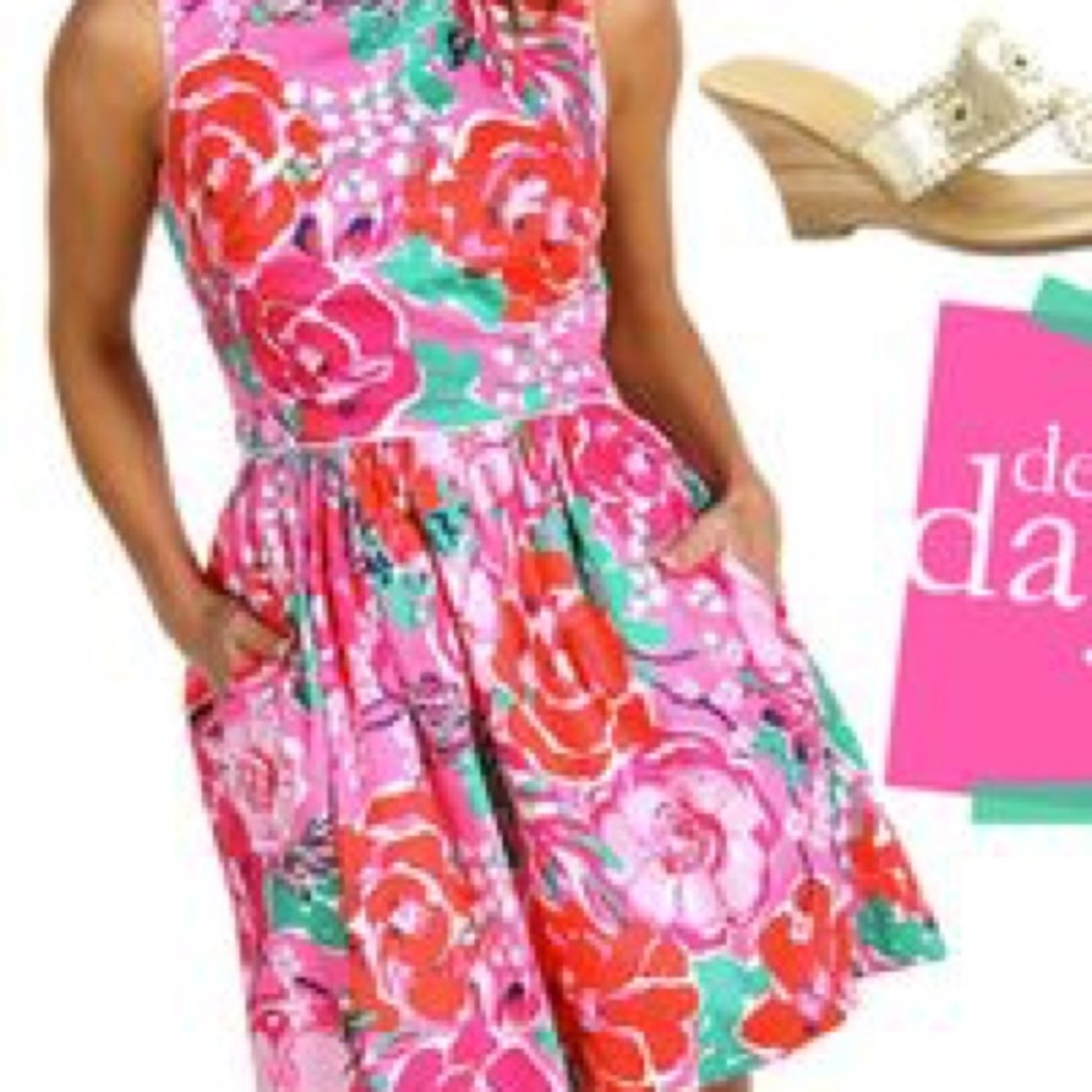 ISO Kentucky Oaks derby dress