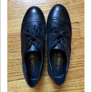 Aldo Leather Oxfords size 6.5