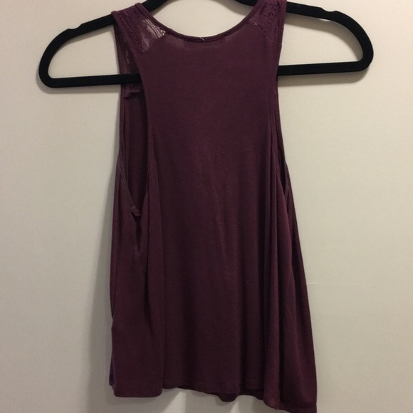 Lace & front tie maroon tank - Picture 2 of 2