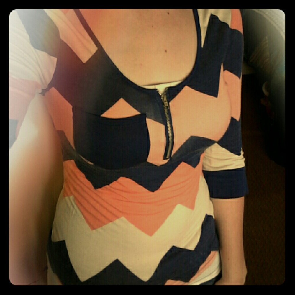 Blue/Coral/White Zig-Zag Stiped Shirt