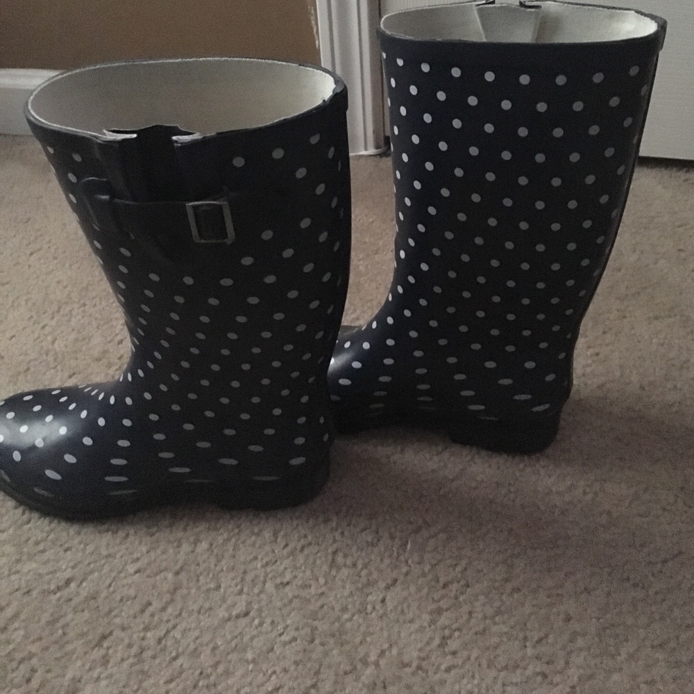 Rain boots