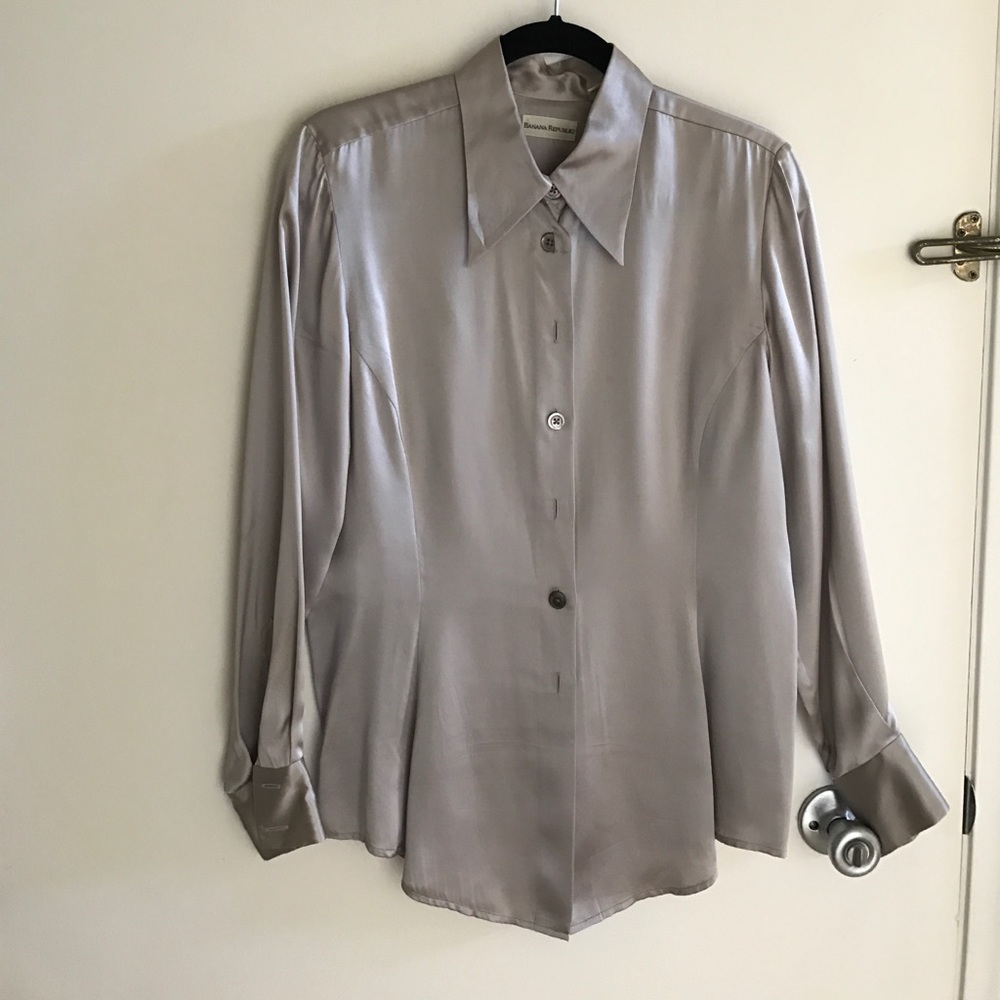 Beautiful tailored silk blouse,  w/pencil skirt