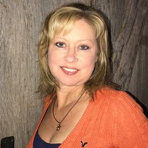 Meet your Posher, Teresa