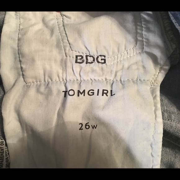 Urban Outfitters BDG Shorts - Picture 5 of 5