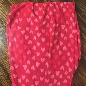TC LuLaRoe Valentine's Day leggings