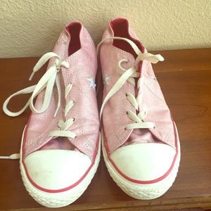 Pink converse
