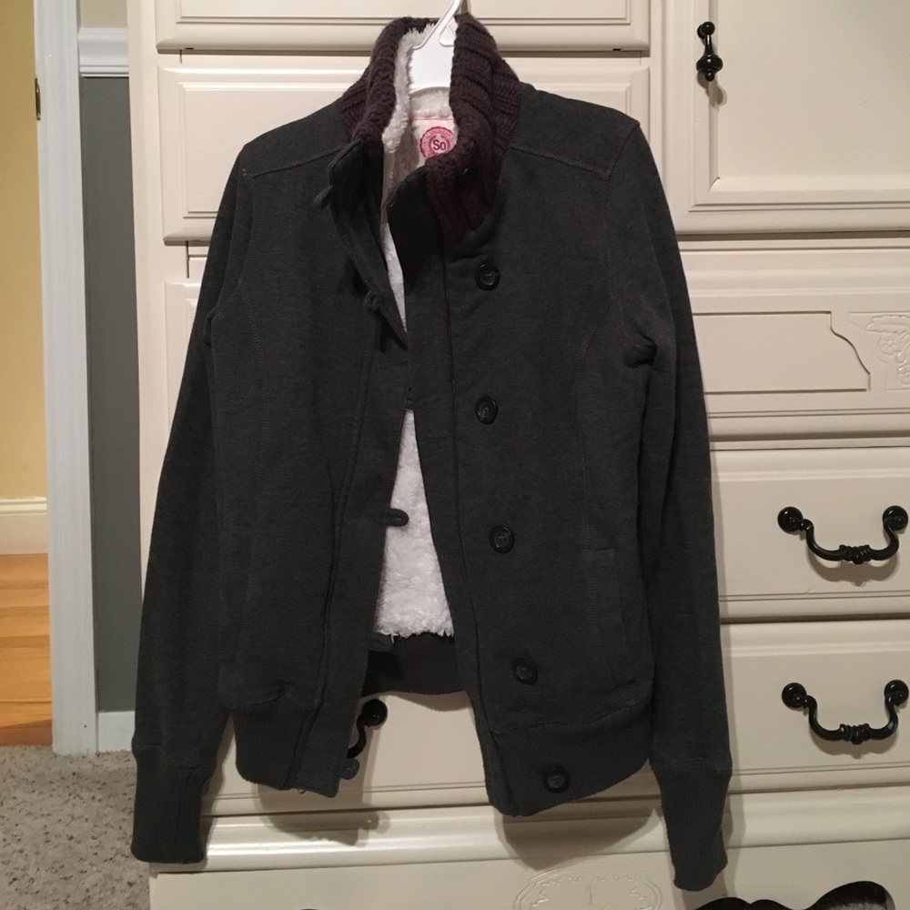 Zip-up, high neck Sweater