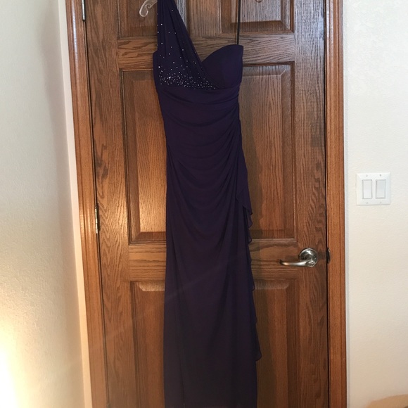 Prom Dress - Picture 3 of 5